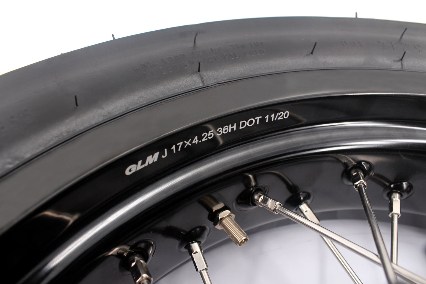 KKE CUSH DRIVE 3.5-4.25*17" Supermoto Wheels Kit For SUZUKI DRZ400 DRZ400E DRZ400S CST Tires