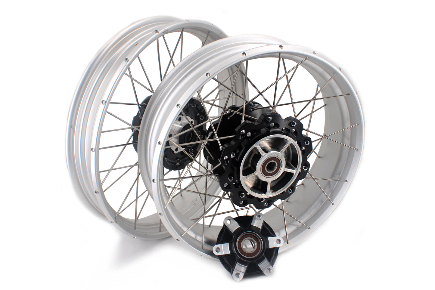 VMX 18" & 17" Tubeless Alloy Spoke Wheels For Triumph Bonneville T120/T100 2021-2024