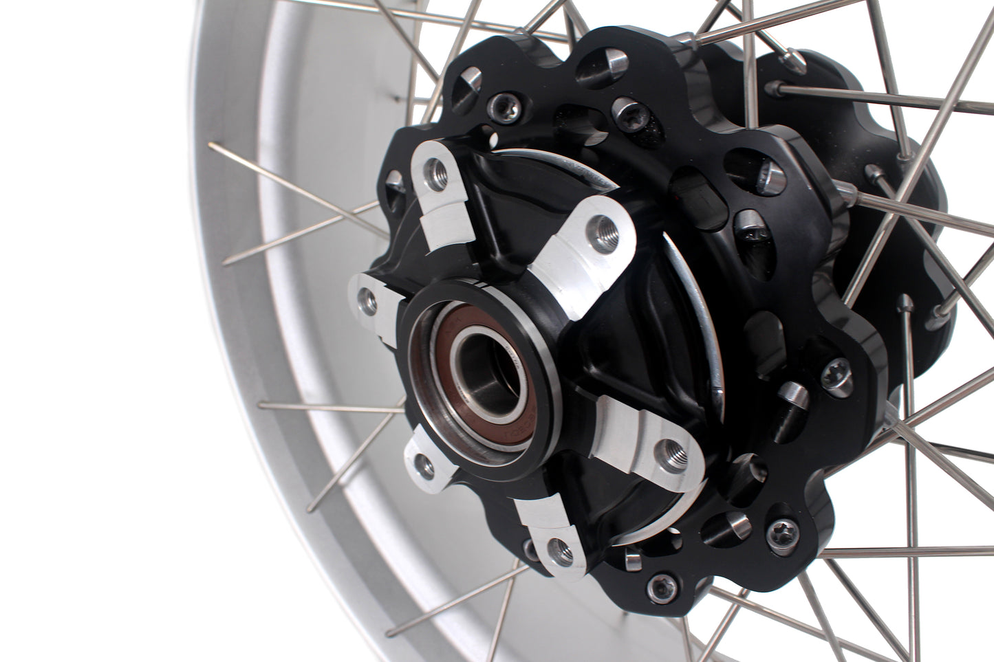 VMX 18" & 17" Tubeless Alloy Spoke Wheels For Triumph Bonneville T120/T100 2021-2024