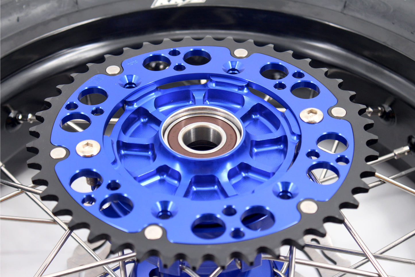 KKE 3.5/4.25*17inch Cush Drive Rims Tires For YAMAHA WR250F WR450F Blue Hub