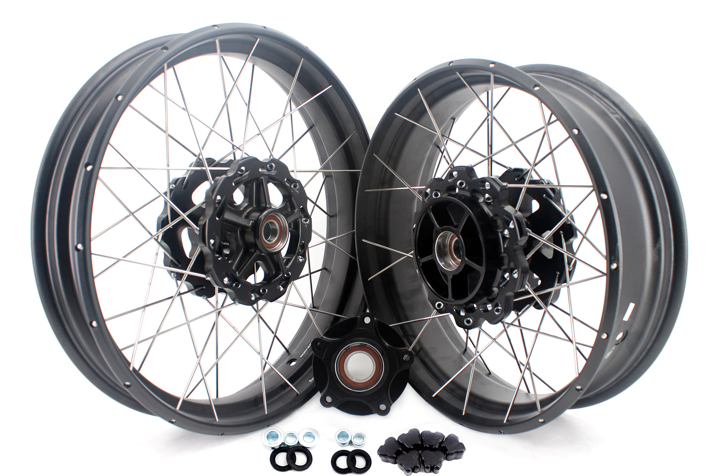 VMX-Racing 2.5*18 & 5.5*17 Tubeless Wheels Black Rims For Ducati Scrambler 800 2016-2025